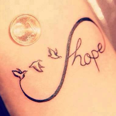 tatouage infinity family