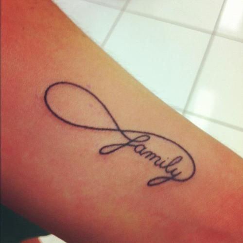 Tatouage infinity forever