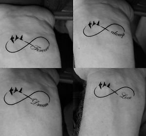 tatouage infinity forever