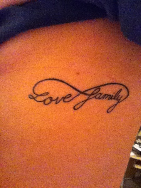 tatouage infinity love family
