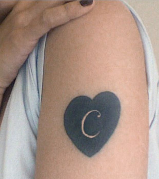 tatouage initiale a et c