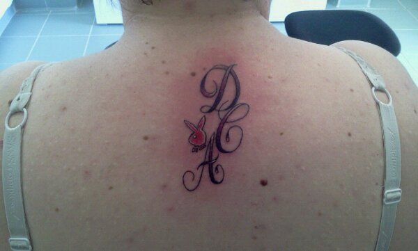 tatouage initiale c f