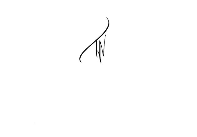 tatouage initiale f