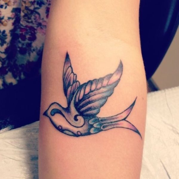 tatouage l'hirondelle