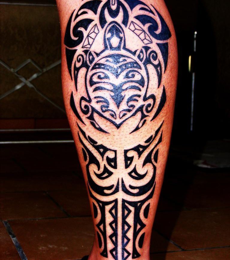 tatouage mollet poil