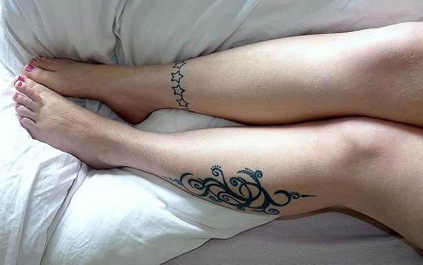 tatouage mollet pour femme
