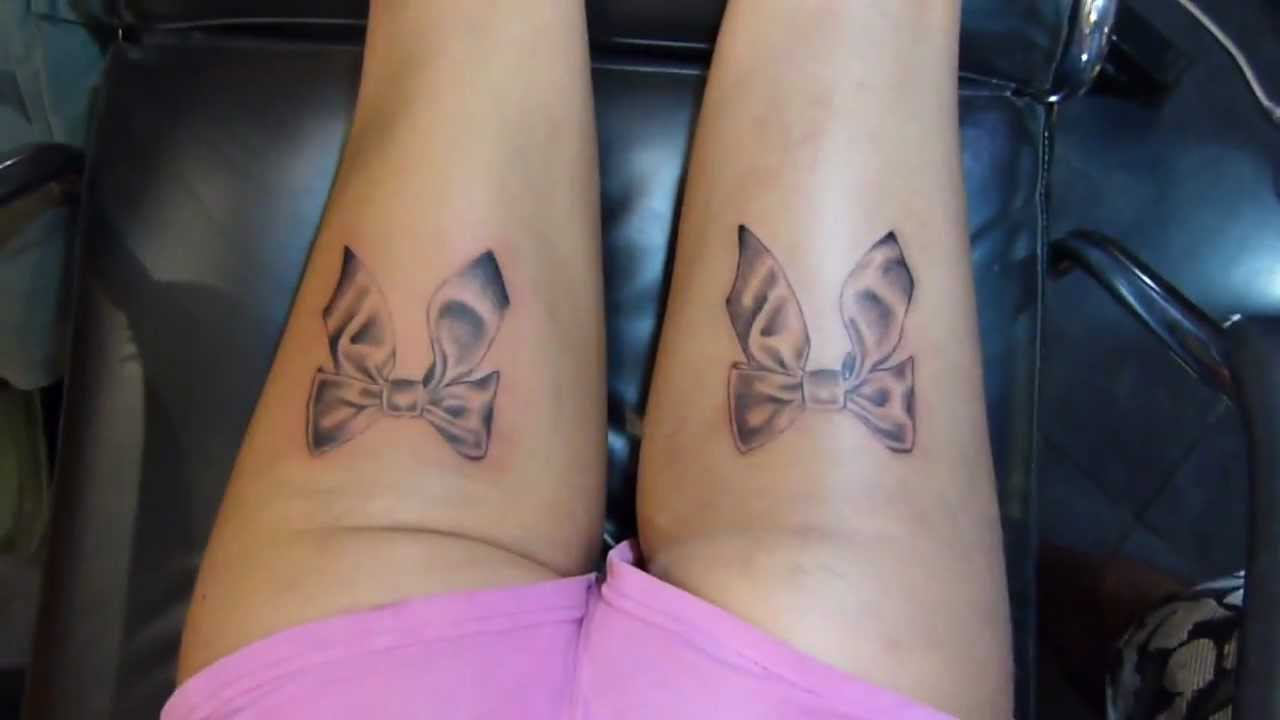 tatouage noeud a la cuisse