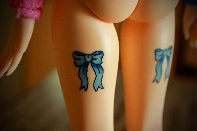 tatouage noeud derriere la cuisse