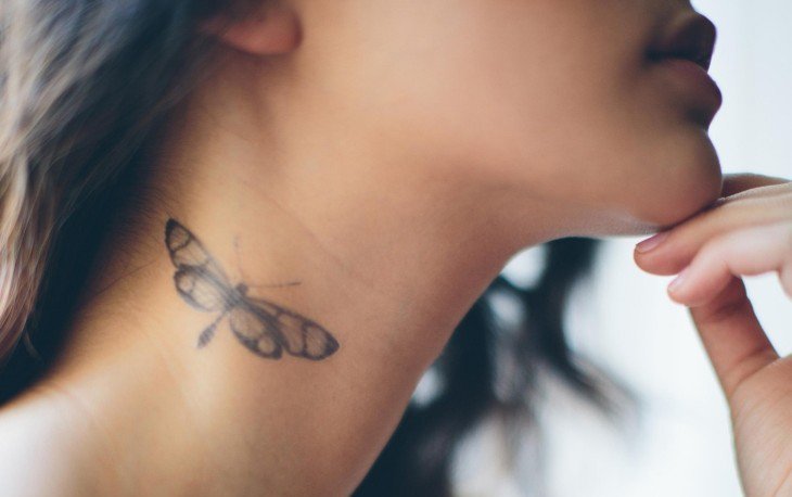 tatouage noeud discret