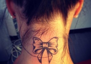 tatouage noeud épaule