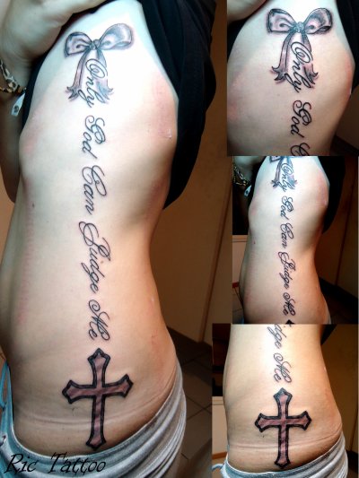 tatouage noeud et phrase
