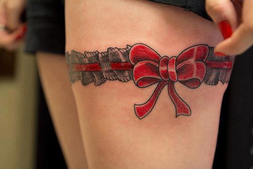 tatouage noeud jarretière