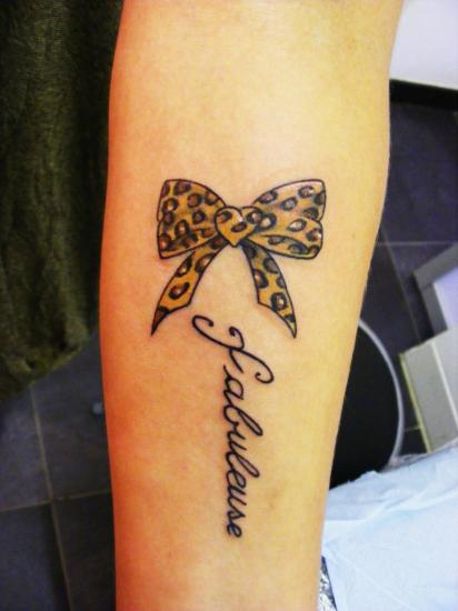 tatouage noeud leopard