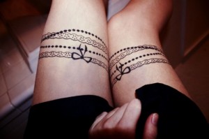 tatouage noeud nabila