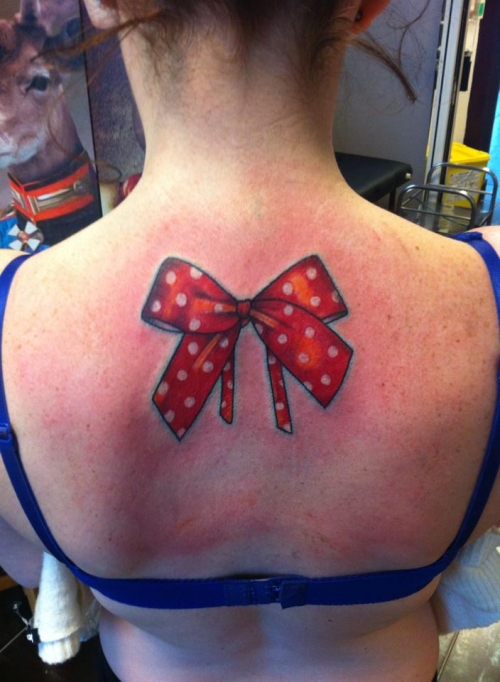 tatouage noeud old school