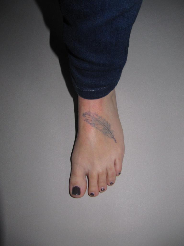 tatouage noeud pied
