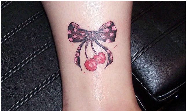 tatouage noeud vintage