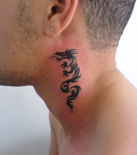 tatouage nuque homme chinois