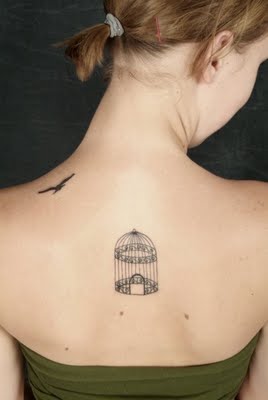 tatouage oiseau cage