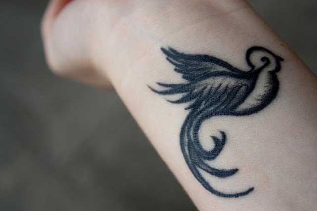 tatouage oiseau musique