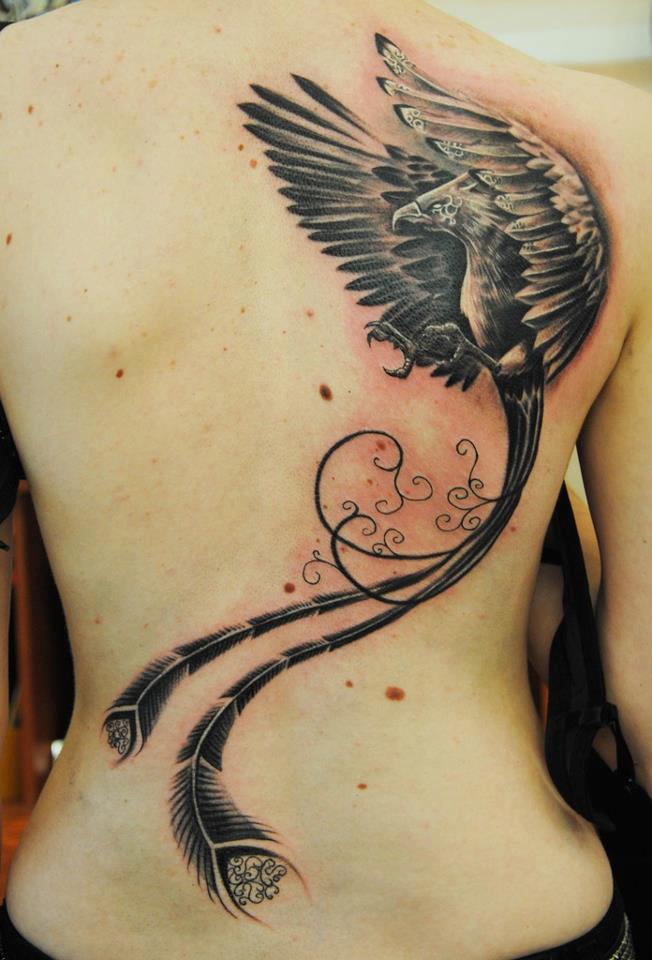 tatouage oiseau phoenix