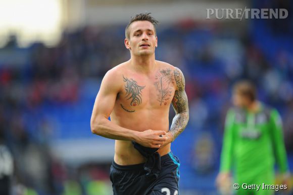 tatouage pectoraux droit