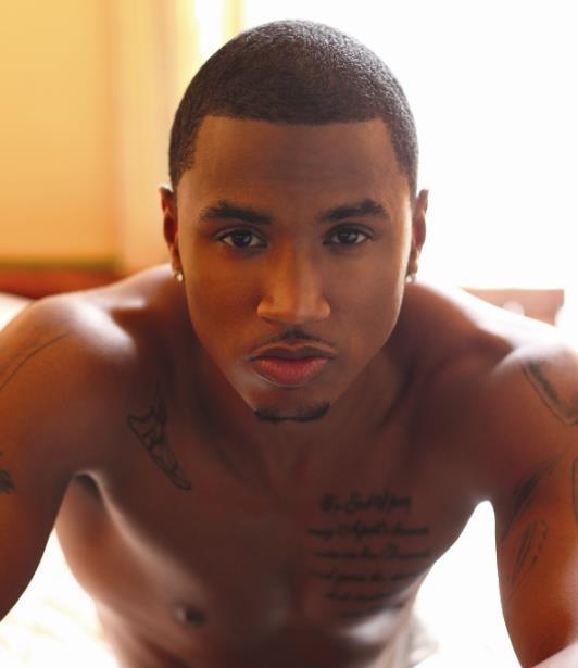 Tatouage pectoraux texte