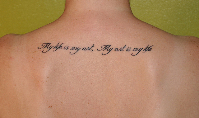 tatouage phrases courtes