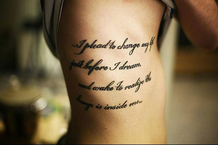 tatouage phrases femme