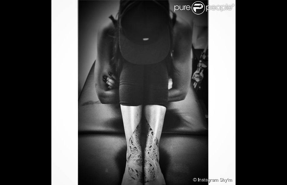 tatouage pied shy'm