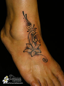 tatouage pieds cheville