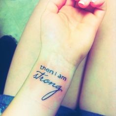 tatouage poignet ecriture