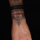 tatouage poignet homme bracelet