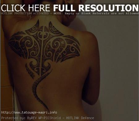 tatouage polynésien femme dos