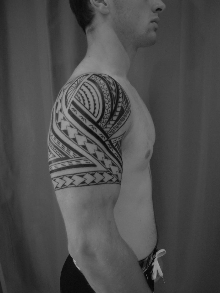 tatouage polynésien toulouse