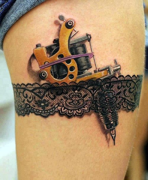 tatouage porte jarretelle noeud