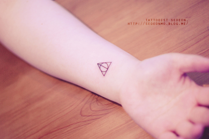 tatouage religieux discret