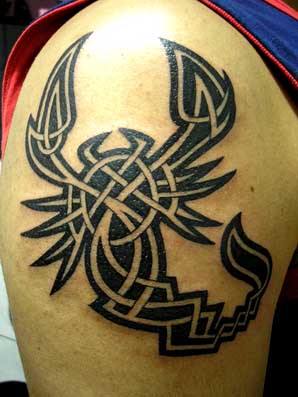 tatouage scorpion celtique