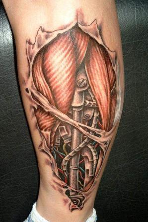 tatouage style biomécanique
