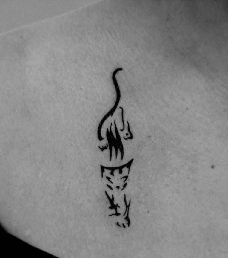 tatouage tigre discret