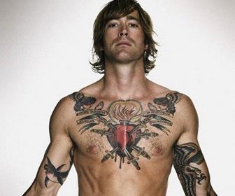 tatouage torse homme