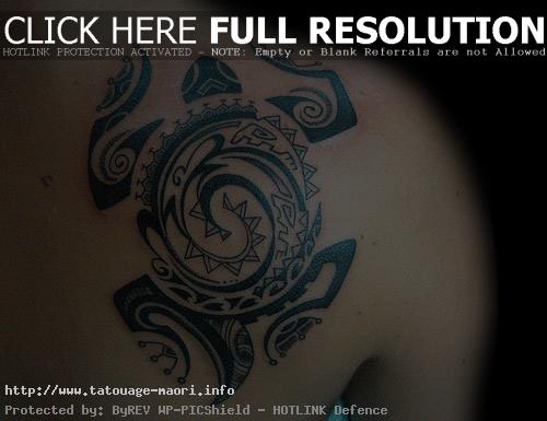 tatouage tortue polynésienne