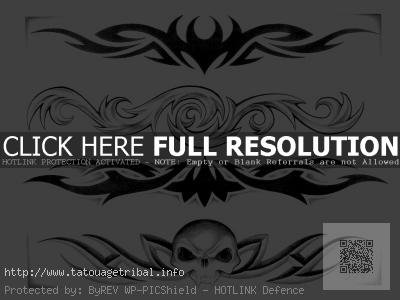 tatouage tribal bas du dos homme