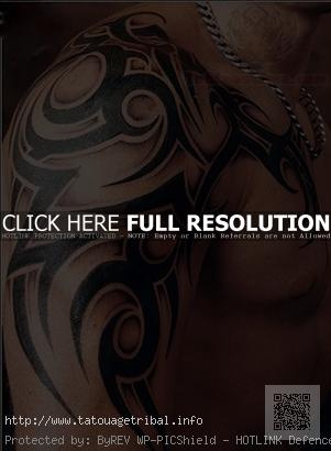 tatouage tribal biceps