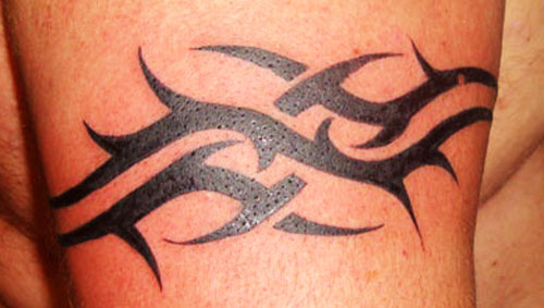 tatouage tribal bracelet