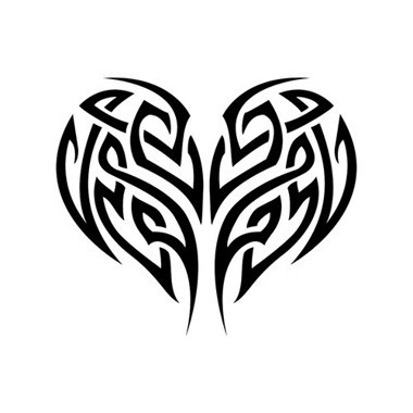 tatouage tribal coeur