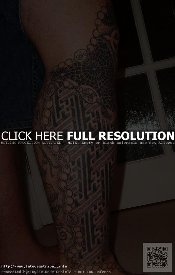 tatouage tribal genou
