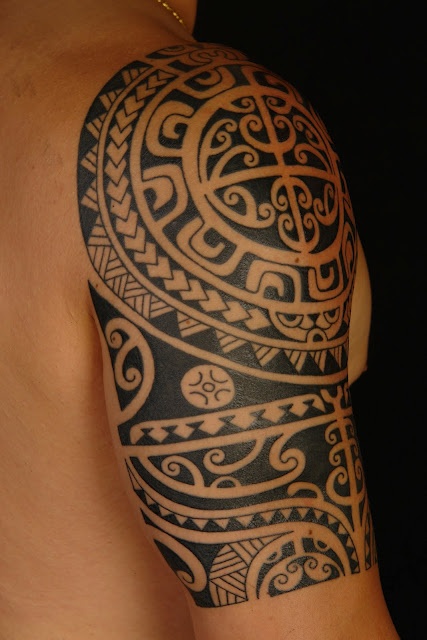 tatouage tribal koru