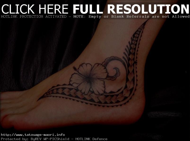 tatouage tribal pied cheville homme