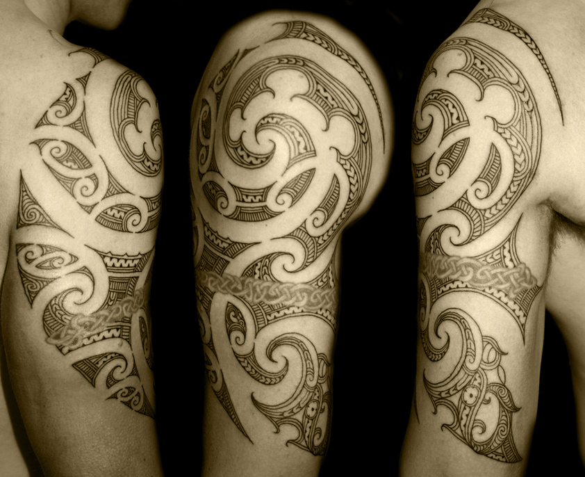 tatouage tribal tahitien